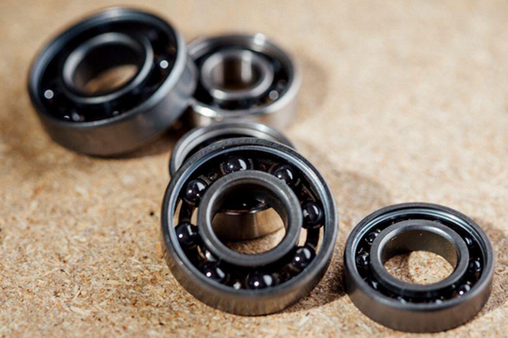 Common Ceramic Bearings Characteristics and Applications